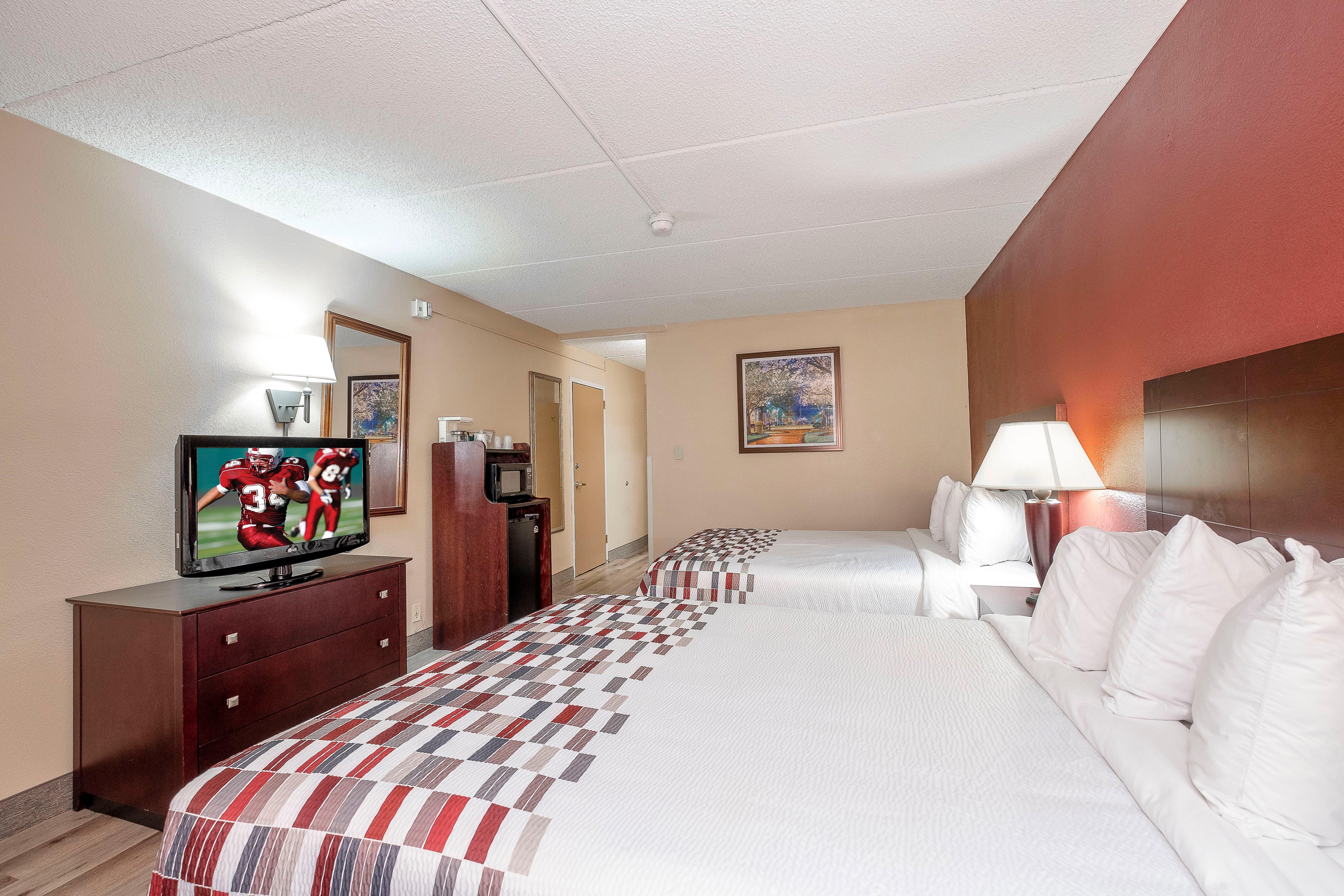 Red Roof Inn & Suites Macon Exteriör bild
