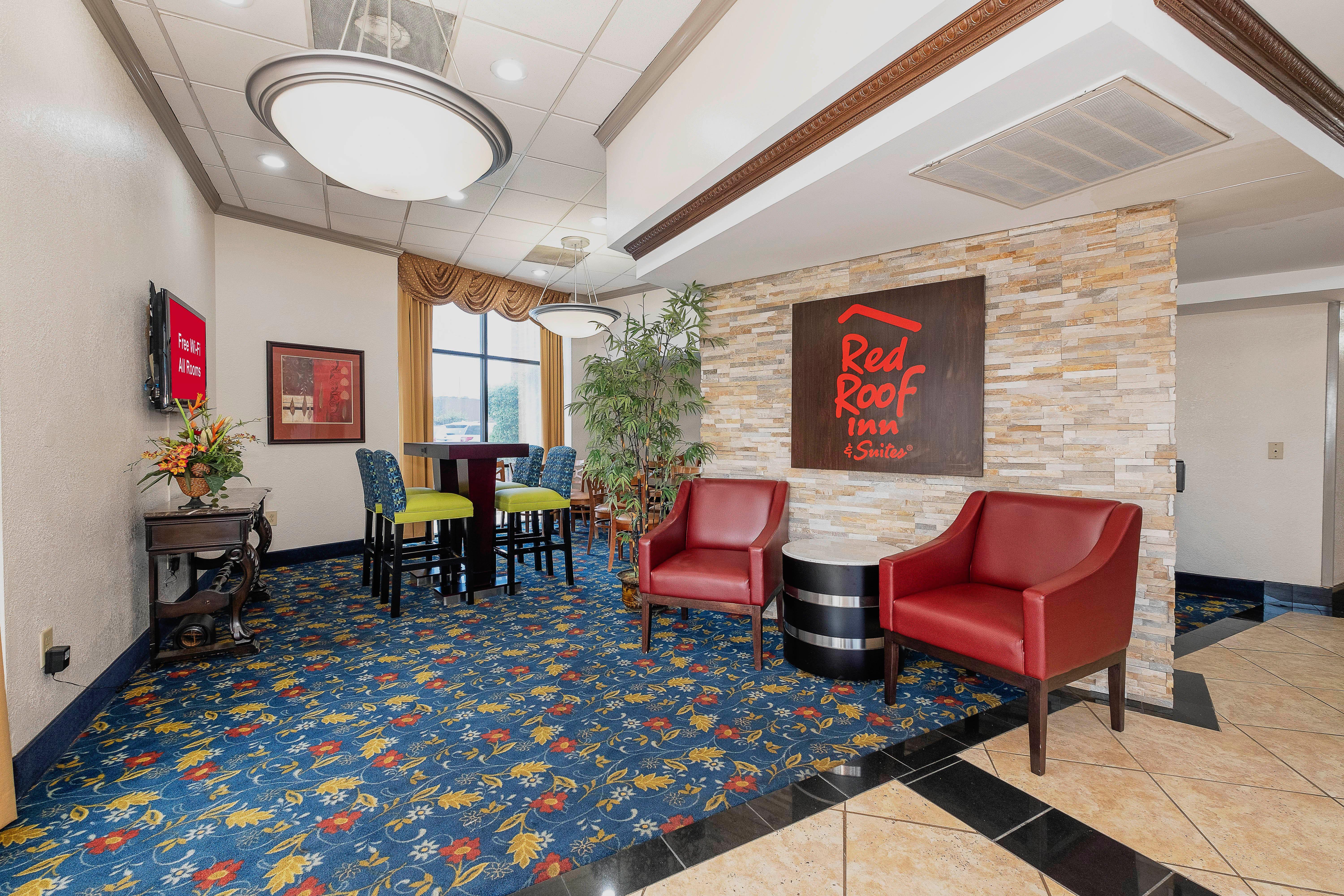 Red Roof Inn & Suites Macon Exteriör bild