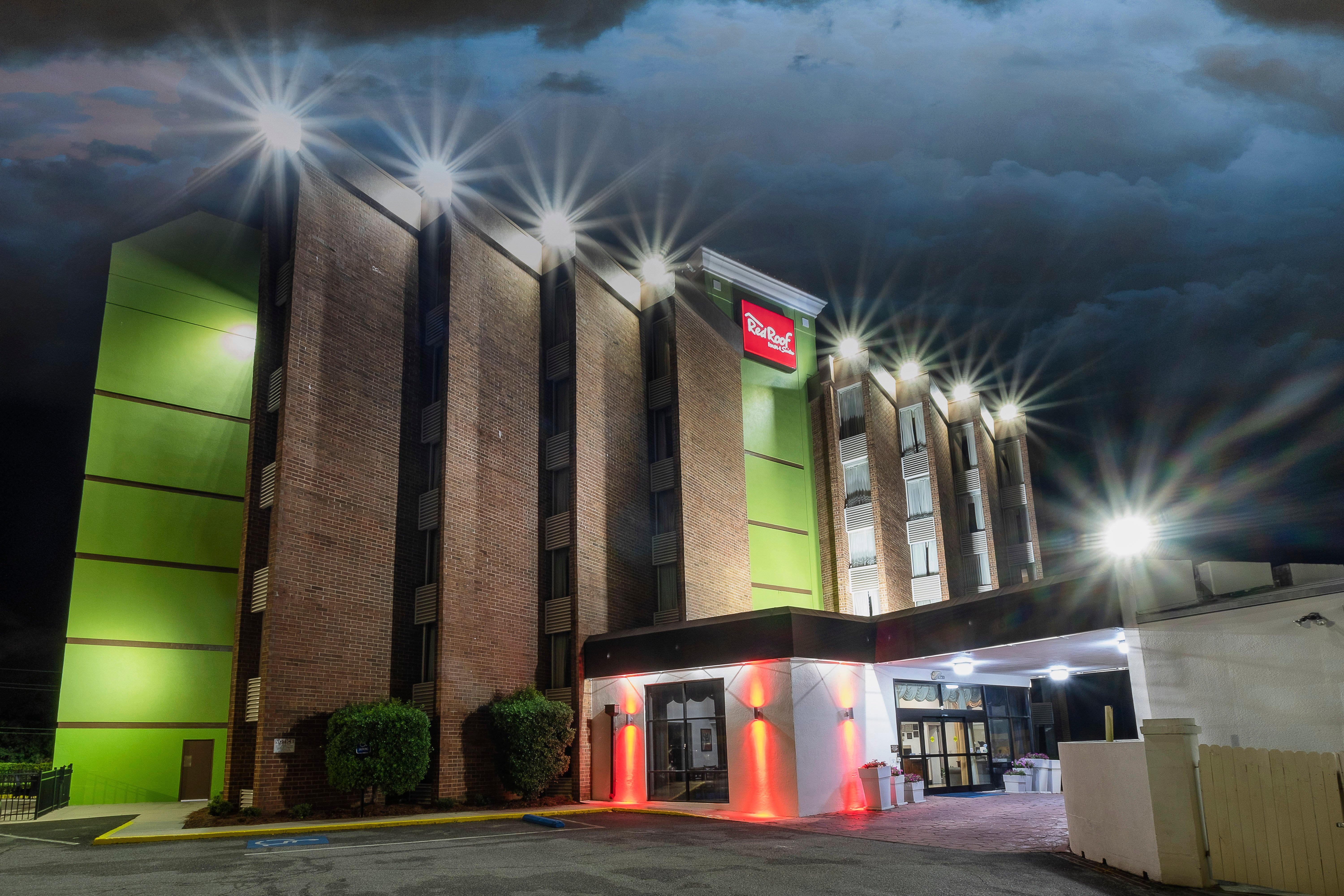 Red Roof Inn & Suites Macon Exteriör bild