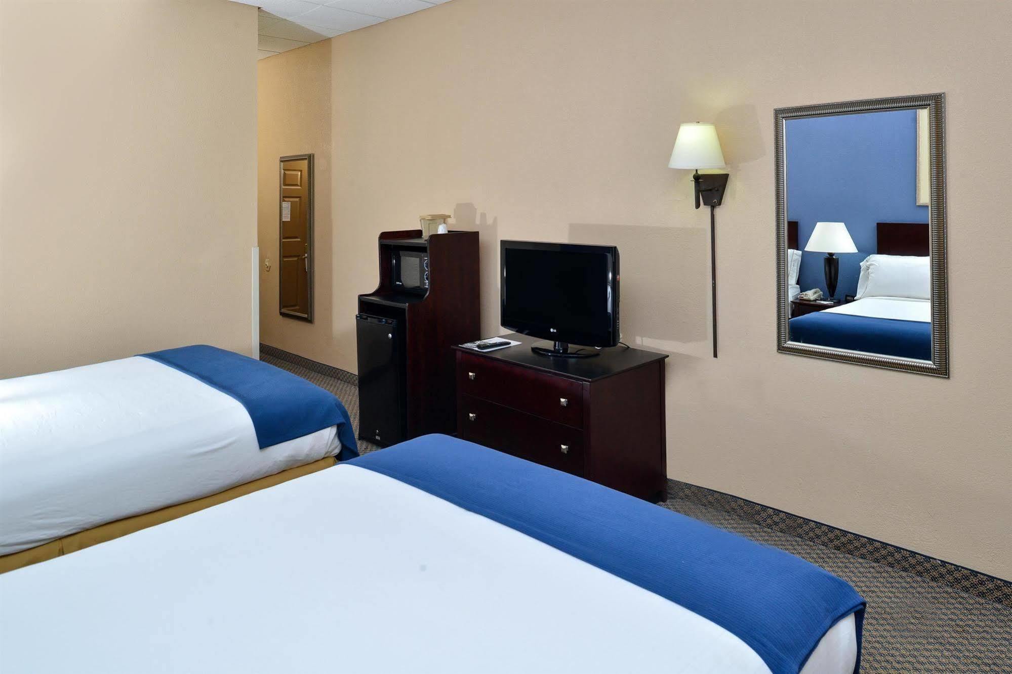Red Roof Inn & Suites Macon Exteriör bild