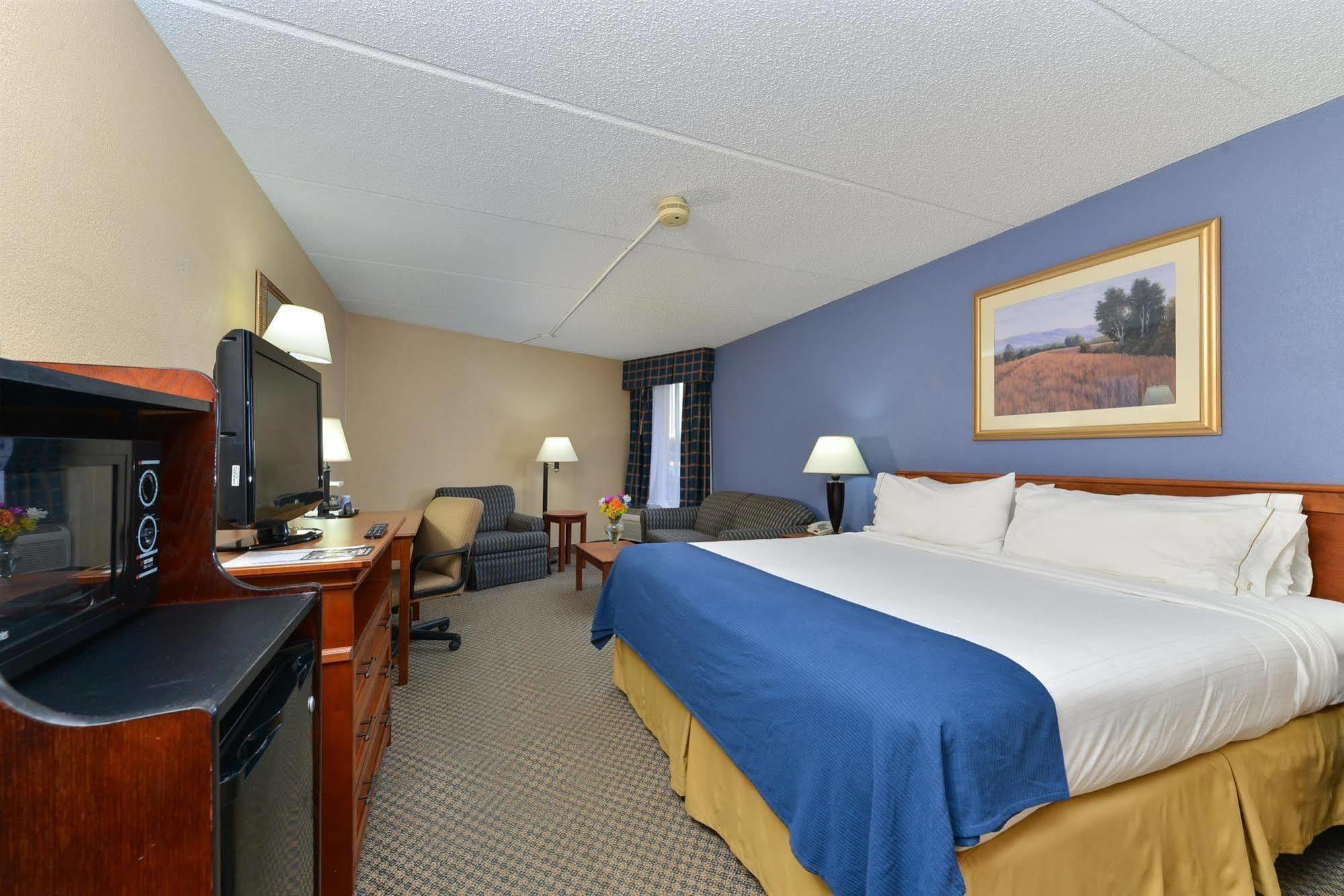 Red Roof Inn & Suites Macon Exteriör bild